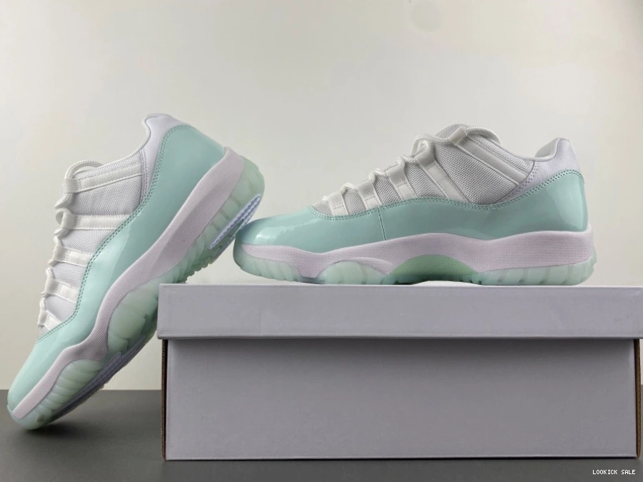Reps Air 'Igloo' Low  11 Retro Jordan AH7860-103 0512